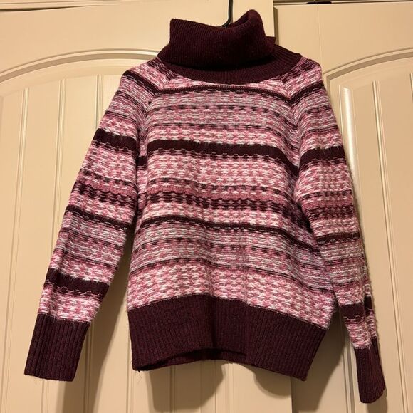 NWT Women’s INDUSTRY Turtleneck Knit Sweater | Medium | Burgundy Blend - Picture 3 of 6